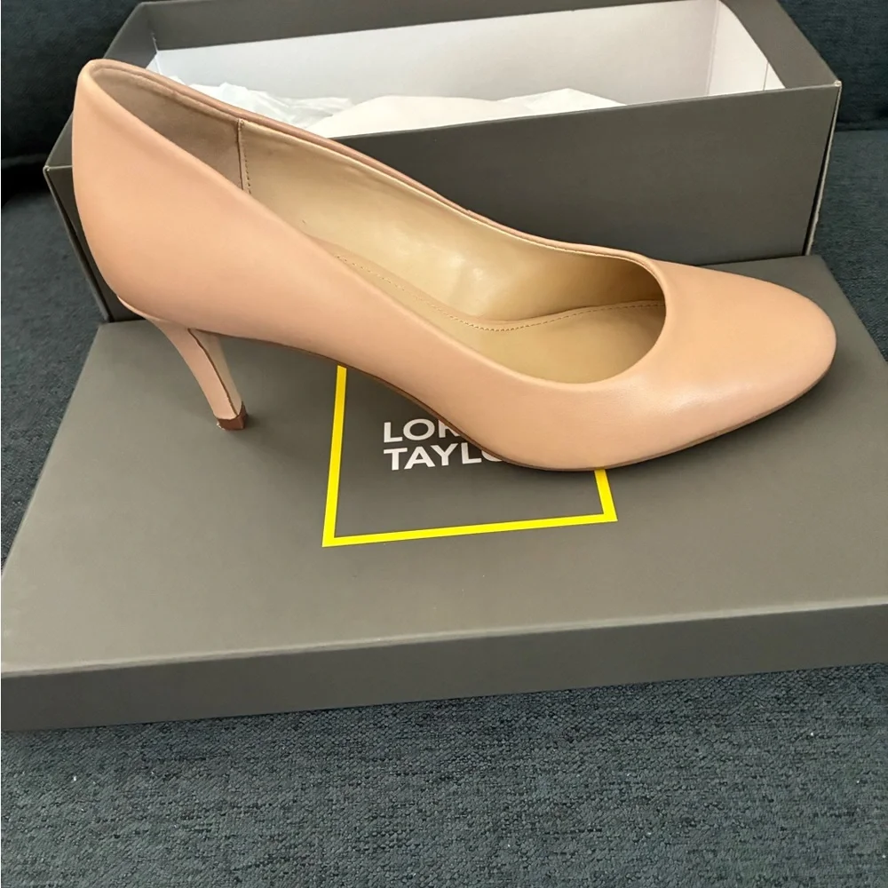 Nude leather pumps - Picture 6 of 13